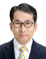 野村 英司 氏
